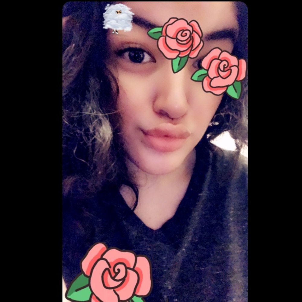 Meet your Posher, Marisa